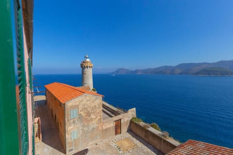 Nearby landmark, Sea view
