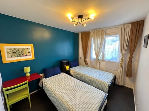 Appartement entier "Meublé le Sancy" proche de toutes commodités Apartment in Clermont-Ferrand