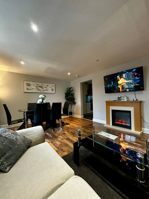 Two Bedroom Flat Town Centre Colchester Apartment in Colchester