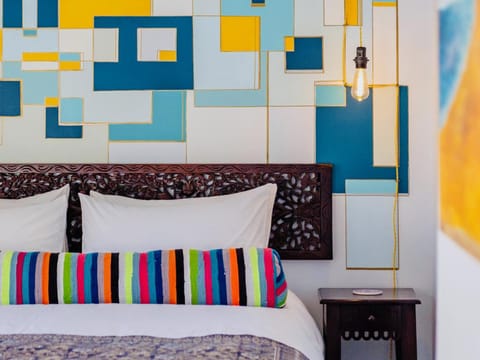 Bed, Decorative detail, Bedroom