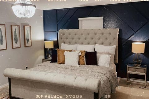 Large open space for family fun! House in Amarillo