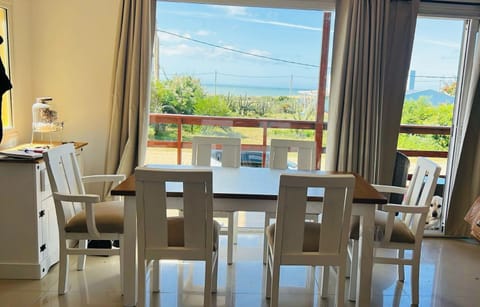 Balcony/Terrace, Dining area
