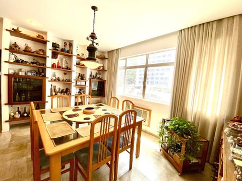 Dining area, Dinner