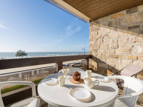 Carnac - Studio 28m² - 4 Pers. avec Loggia - FR-1-477-81 Apartment in Carnac