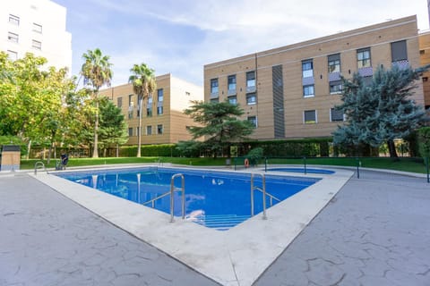 Property building, Day, Pool view, Swimming pool