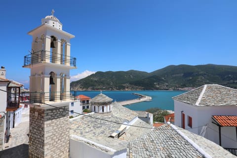 Nearby landmark, Day, Natural landscape, Landmark view, Mountain view, Sea view