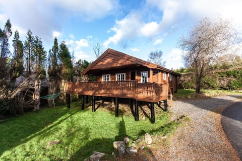 3 Bedroom Log Cabin in Snowdonia nr MTB trails Cabin in Wales