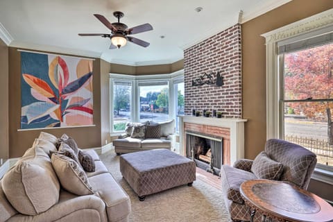 Classic Cañon City Getaway - 13 Mi to Royal Gorge! House in Canon City