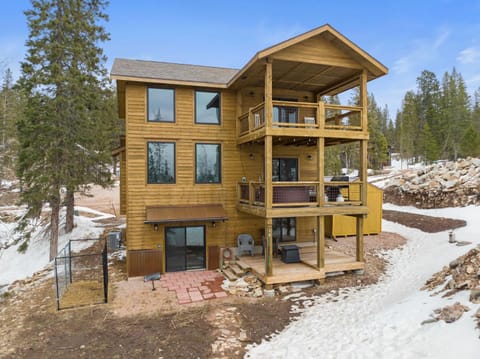 Whiskey Hills At Terry Peak House in North Lawrence