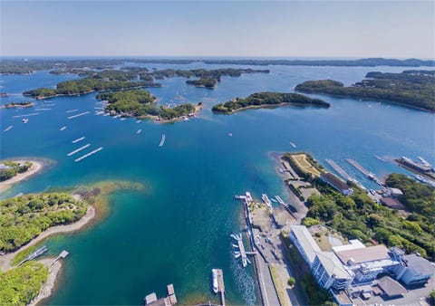 Property building, Off site, Neighbourhood, Natural landscape, Bird's eye view, Sea view