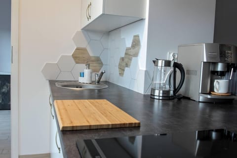 Coffee/tea facilities, Kitchen or kitchenette