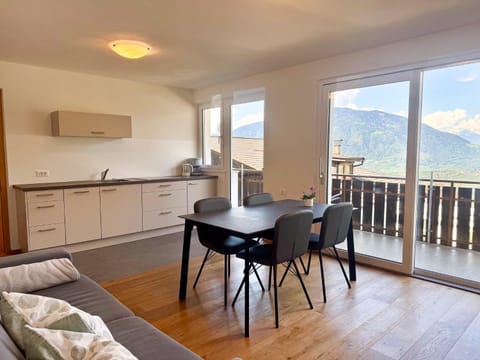 Living room, kitchen