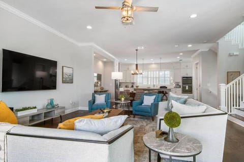 The Tides Beach House House in North Redington Beach