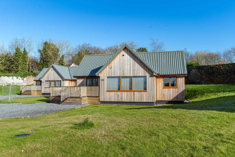 Property building, Natural landscape