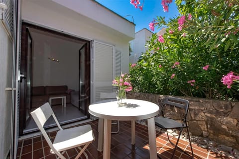 Balcony/Terrace, Living room