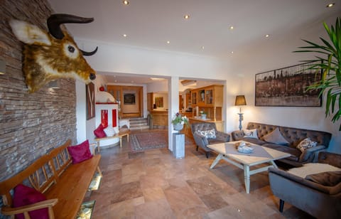 Lobby or reception, Lounge or bar