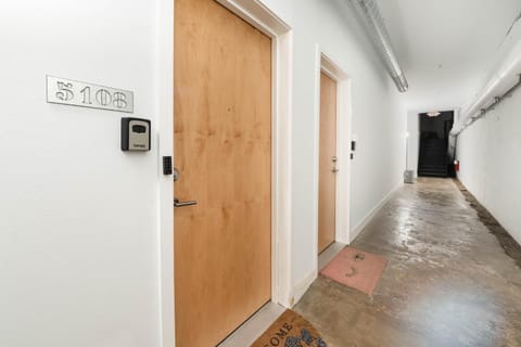 New Industrial Loft Space on River and Bike Trail Apartment in Ohio