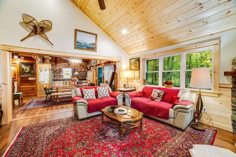 Beaver Pond Lodge House in Capital District, NY, USA