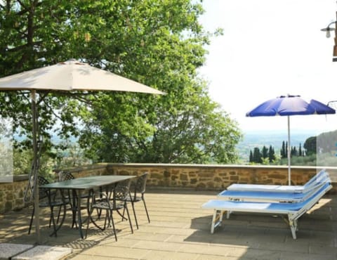 VILLA PONENTE Villa in Umbria