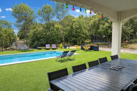 Day, Garden, Pool view, Swimming pool, sunbed