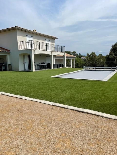 Property building, Garden, Garden view