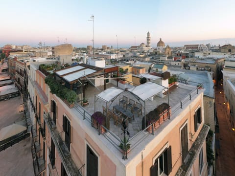 Balcony/Terrace, City view