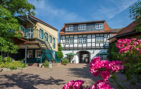 Property building, Facade/entrance, Spring, Day, Garden, Garden view