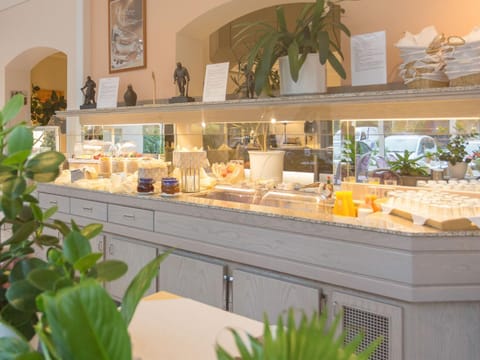 Food and drinks, Decorative detail