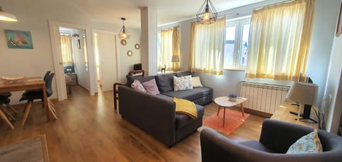 Living room, Dining area, Bedroom