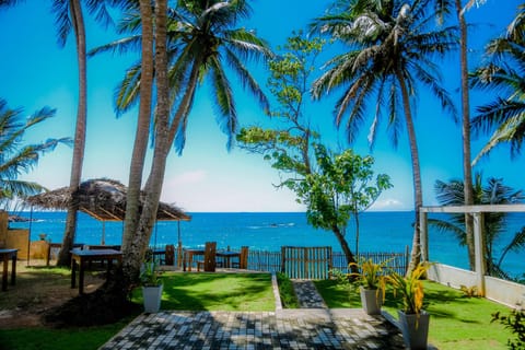Garden, Sea view