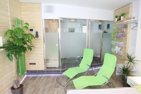 Spa and wellness centre/facilities, room service