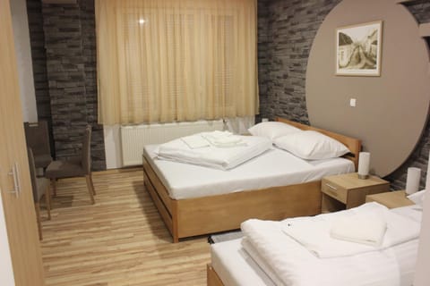 Sobe MARTA Bed and Breakfast in Brod-Posavina County, Croatia