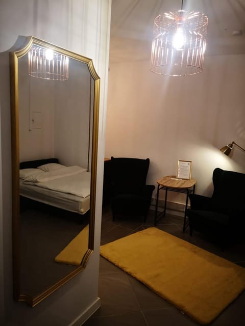 Bed, TV and multimedia, Photo of the whole room, Seating area