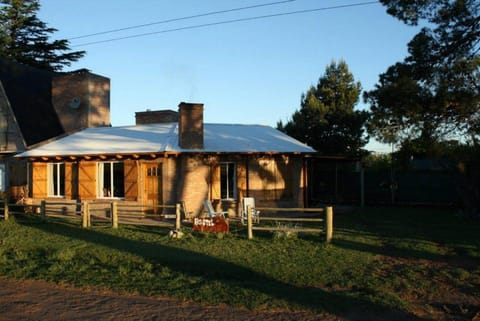 Property building, Patio, Garden