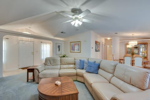 Lovely Lake Hartwell Retreat with Dock and Grill! House in Reed Creek