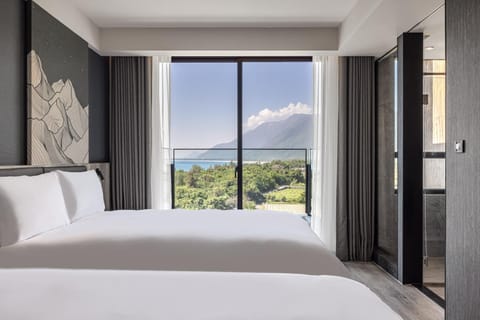 View (from property/room), Balcony/Terrace, Sea view