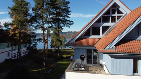 Balcony/Terrace, Lake view
