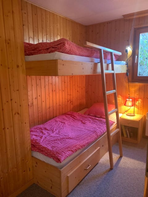 Appartement dans chalet Apartment in Canton of Valais