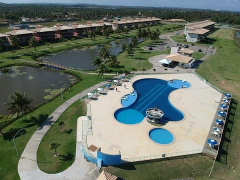 Bird's eye view, Swimming pool