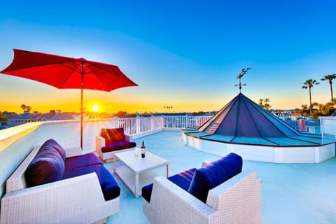 Spacious Balboa Beauty House in Balboa Island