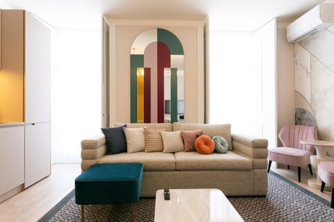 Living room, Seating area
