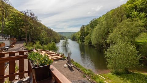 Garden, Balcony/Terrace, Lake view