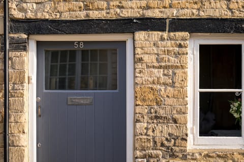 The Cottage House in Cirencester