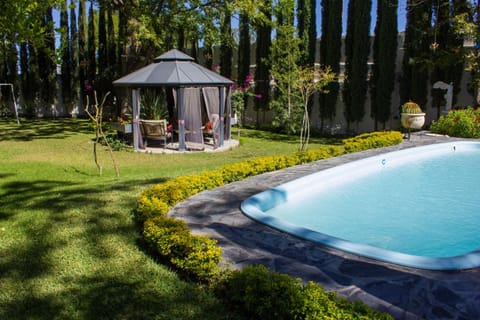 Balcony/Terrace, Swimming pool