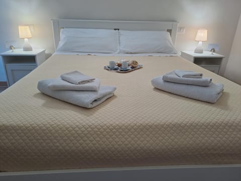 Casa Sabina Bed and Breakfast in Intra