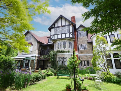 Property building, Garden
