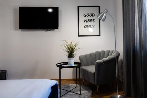 TV and multimedia, Decorative detail, Seating area