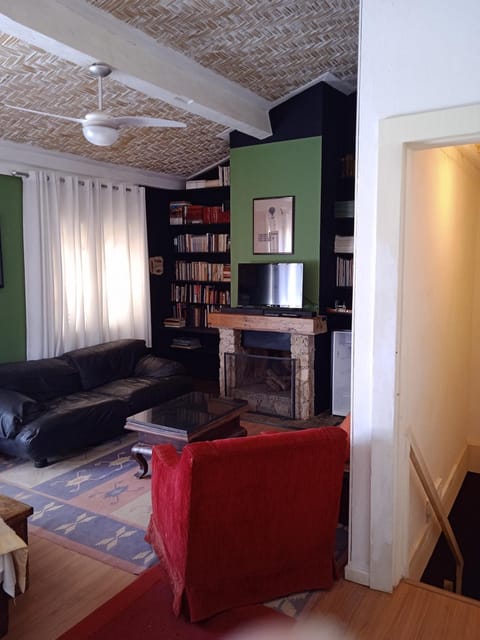 Communal lounge/ TV room, TV and multimedia, Living room