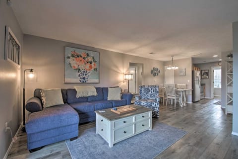 5 Mi to Marvel Cave Ground-Level Branson Apt! Apartment in Branson