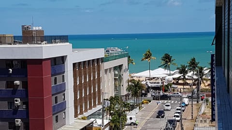 Sea view, Street view